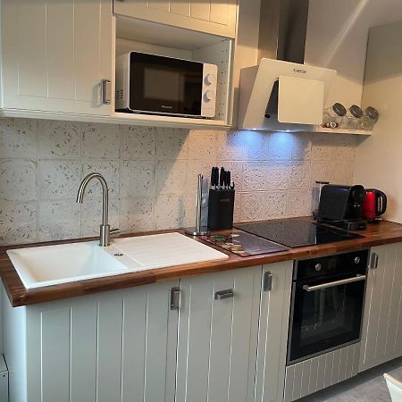 Appartement Avec Balcon Vue Mer, Tout Equipe Мер-ле-Бен Экстерьер фото