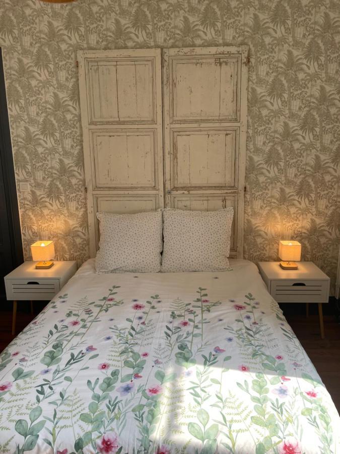Appartement Avec Balcon Vue Mer, Tout Equipe Мер-ле-Бен Экстерьер фото