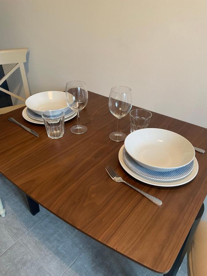 Appartement Avec Balcon Vue Mer, Tout Equipe Мер-ле-Бен Экстерьер фото